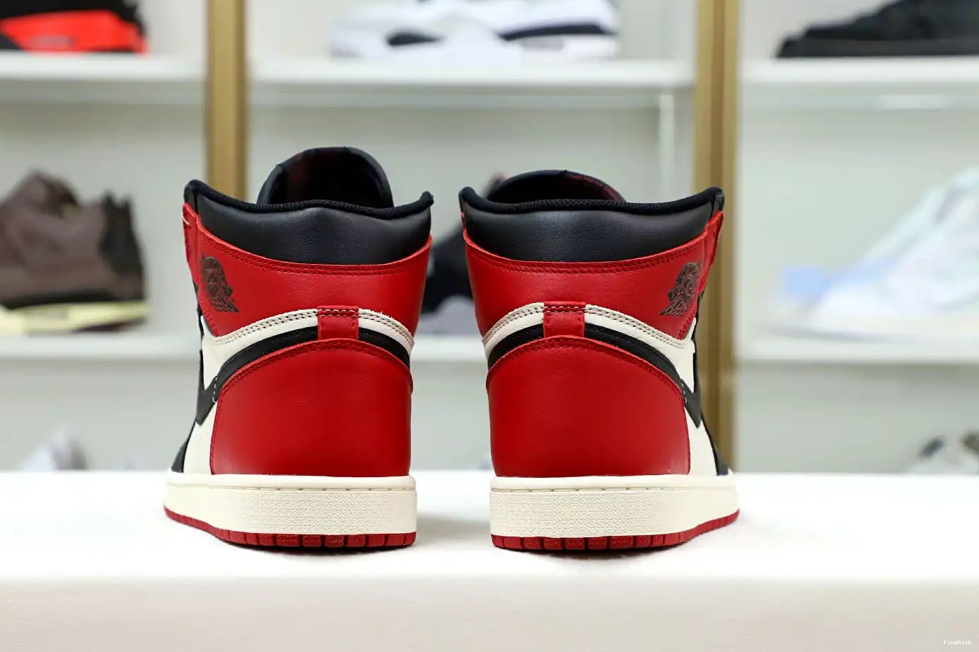 AIR HIGH TOE' RETRO JORDAN 'BRED 1 OG 0706